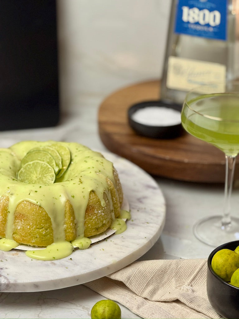 Key-Lime Killa tequila bundt with lime slices